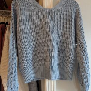 Moon & Madison Light Gray Cable Knit Sweater